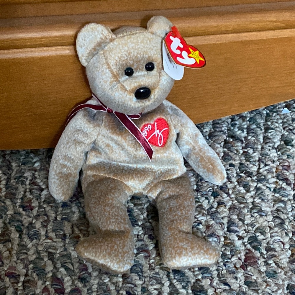 Ty 1999 Signature Bear Beanie Baby